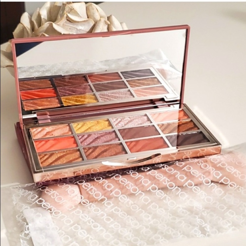 CIATE LONDON- THE VELVET PALETTE